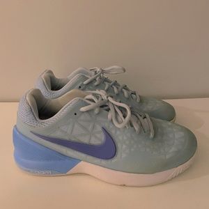 nike zoom sneakers